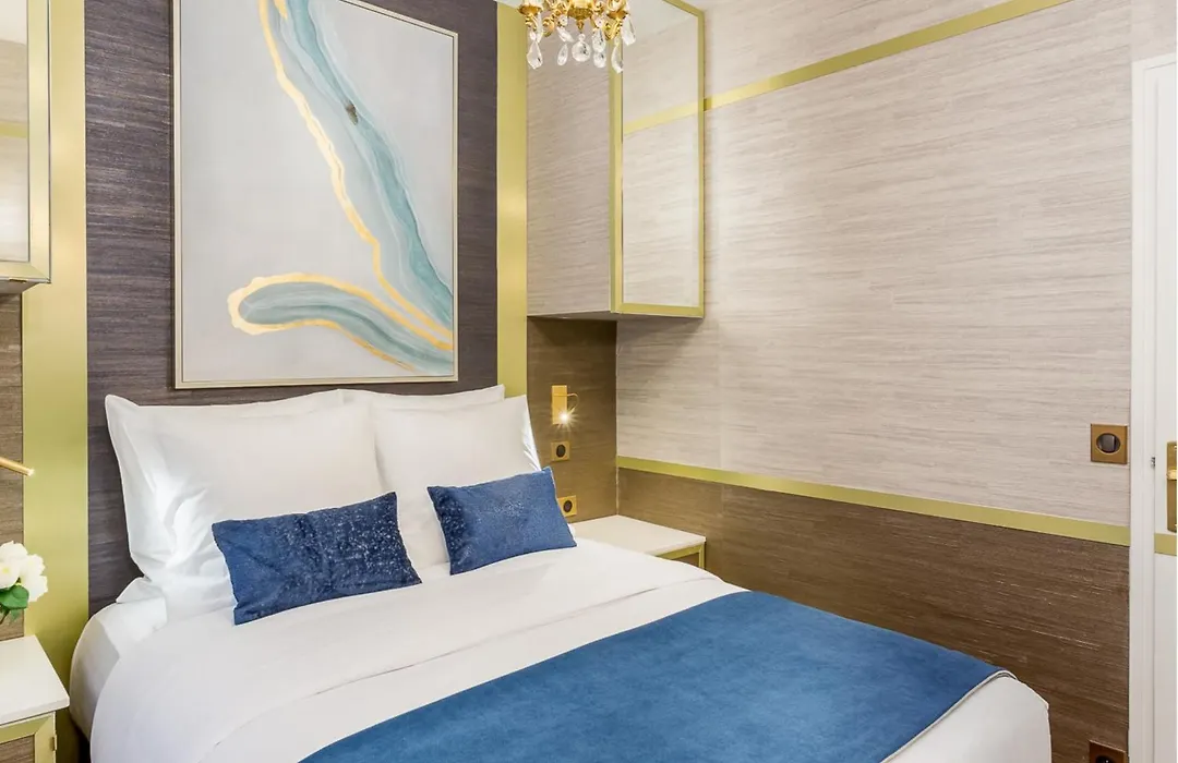 Merveil - Luxury Suite - Tour Eiffel - Laos-1